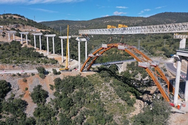 Cierre En Clave Del Arco Del Viaducto Del Barranco De La Bota MC2 cierre-en-clave-del-arco-del-viaducto-del-barranco-de-la-bota-mc2